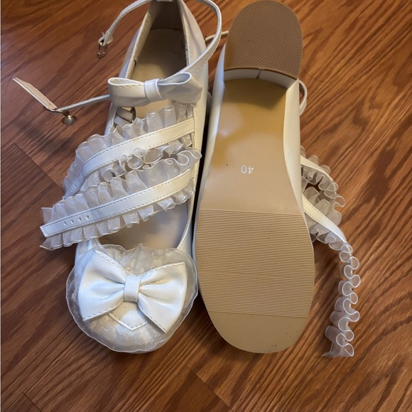 Sweet Lolita Ruffle Bow Mary Jane Shoes with Block Heel - Picture 5 of 5